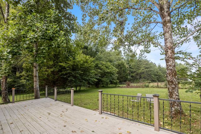 1824 Jackson Point Road, Sewanee, TN 37375