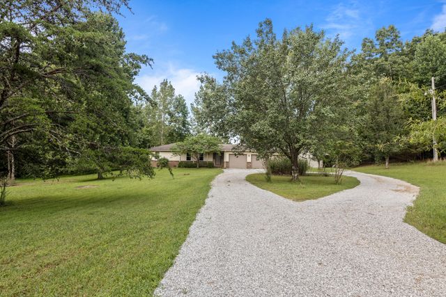 1824 Jackson Point Road, Sewanee, TN 37375