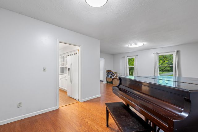 1824 Jackson Point Road, Sewanee, TN 37375