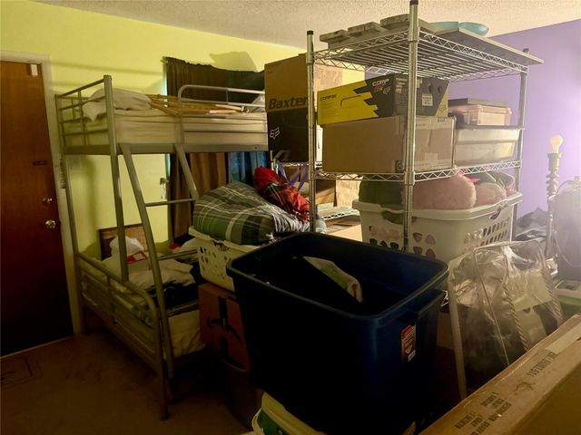 106 San Jacinto ST, Lockhart, TX 78644