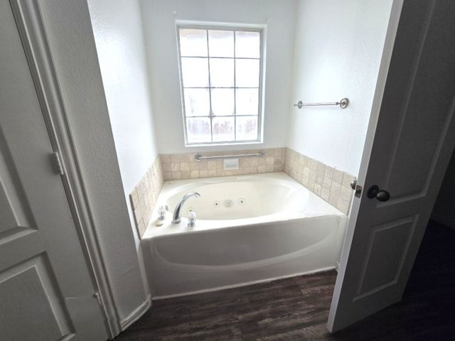 1406 Chancellor Drive, Kaufman, TX 75142