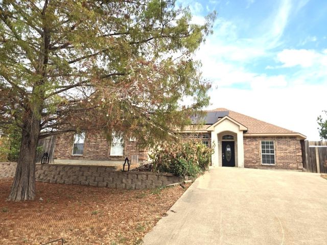 1406 Chancellor Drive, Kaufman, TX 75142