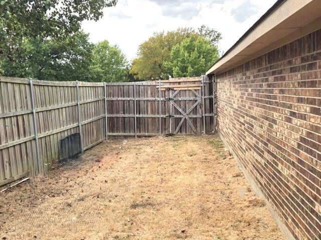 1406 Chancellor Drive, Kaufman, TX 75142