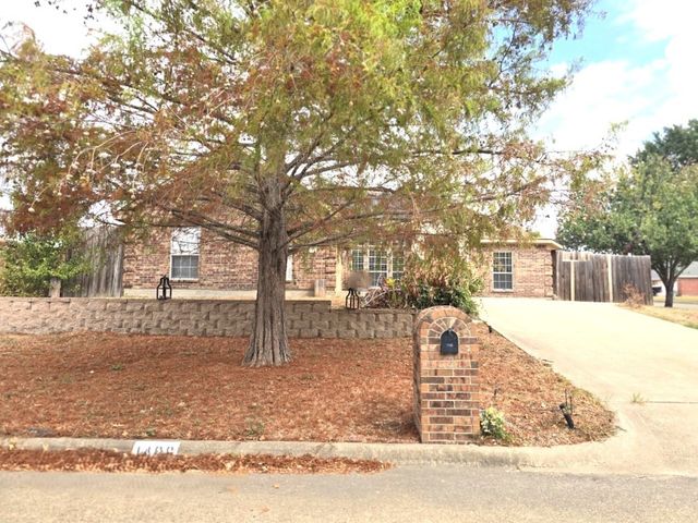 1406 Chancellor Drive, Kaufman, TX 75142