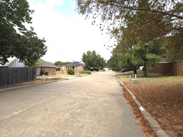 1406 Chancellor Drive, Kaufman, TX 75142
