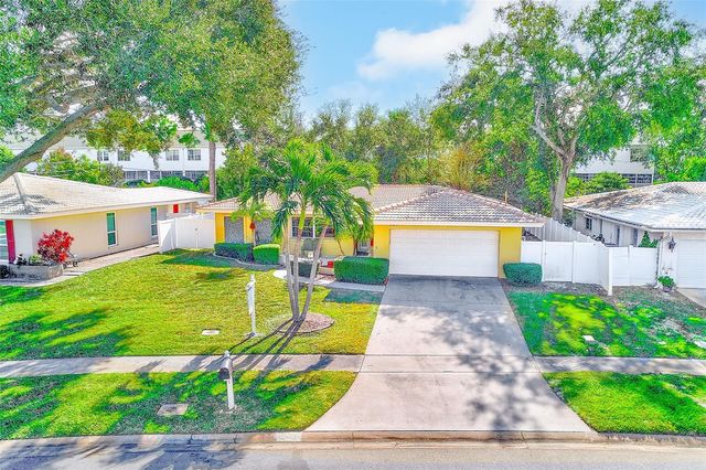 14690 S IMPERIAL POINT DRIVE S, Largo, FL 33774