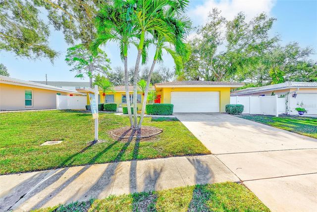 14690 S IMPERIAL POINT DRIVE S, Largo, FL 33774