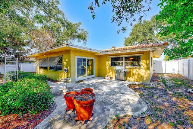 14690 S IMPERIAL POINT DRIVE S, Largo, FL 33774