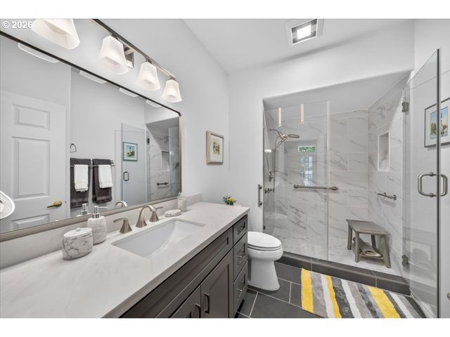 1010 Ne HORIZON Loop 1903, Hillsboro, OR 97124