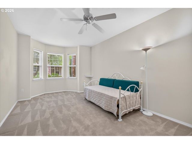 1010 Ne HORIZON Loop 1903, Hillsboro, OR 97124