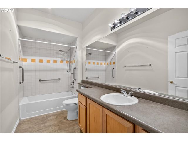 1010 Ne HORIZON Loop 1903, Hillsboro, OR 97124
