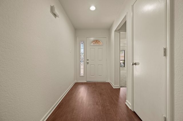 6648 Fair Oaks Drive, Watauga, TX 76148