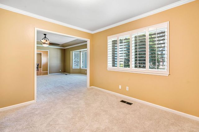 1411 W Sample Avenue, Fresno, CA 93711