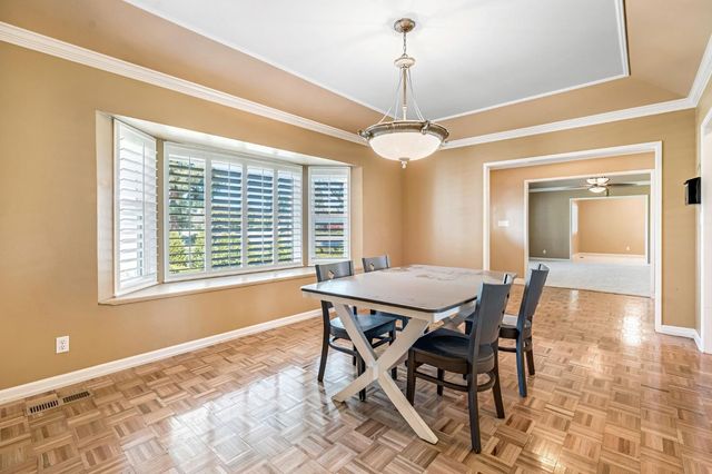 1411 W Sample Avenue, Fresno, CA 93711