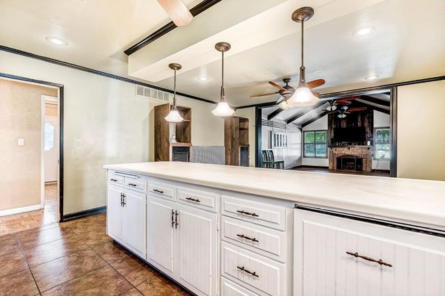 1411 W Sample Avenue, Fresno, CA 93711