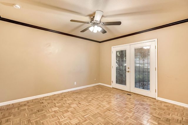 1411 W Sample Avenue, Fresno, CA 93711