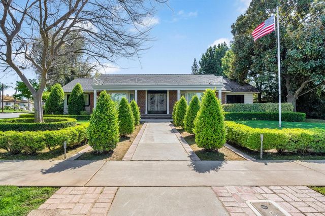 1411 W Sample Avenue, Fresno, CA 93711