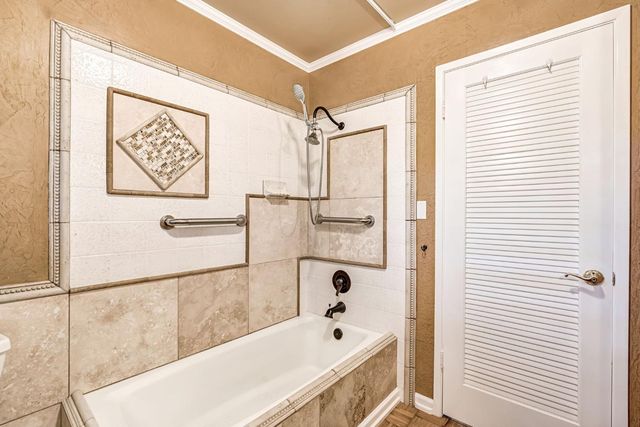 1411 W Sample Avenue, Fresno, CA 93711