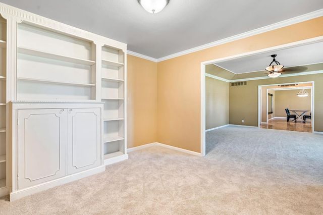 1411 W Sample Avenue, Fresno, CA 93711