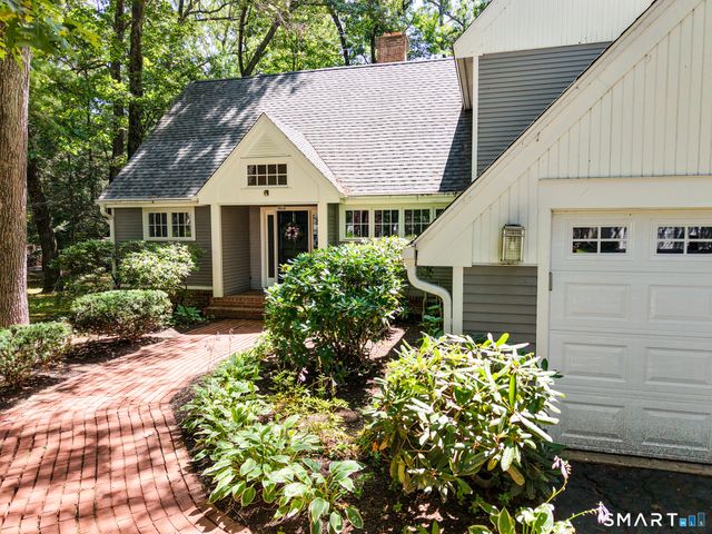 26 Chiltern Street, Farmington, CT 06032
