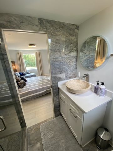 313 Garrett Dr, Nashville, TN 37211