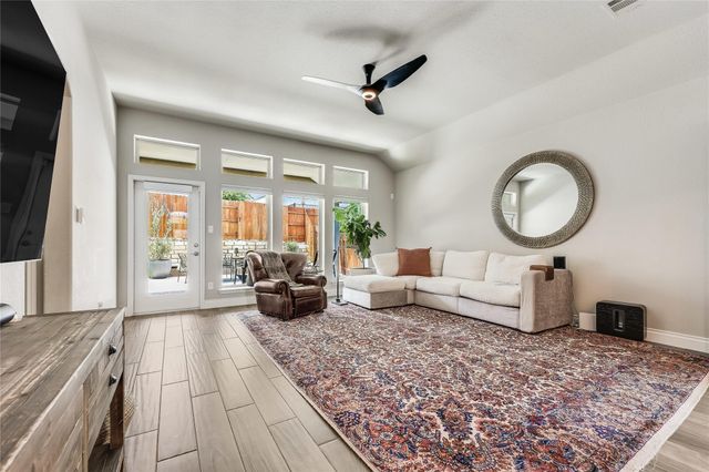 6517 Llano Stage TRL, Austin, TX 78738