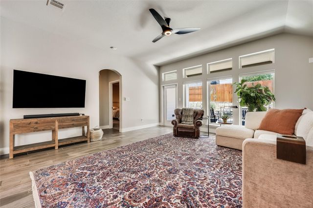 6517 Llano Stage TRL, Austin, TX 78738