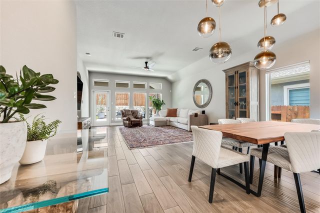 6517 Llano Stage TRL, Austin, TX 78738