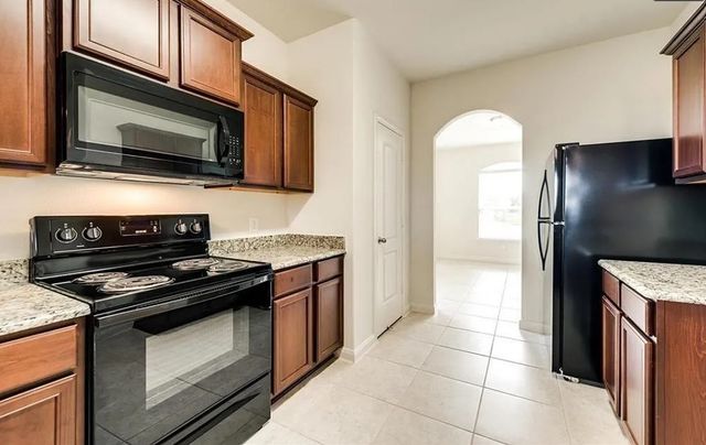 1438 Park Trails Boulevard, Princeton, TX 75407