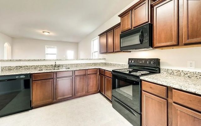1438 Park Trails Boulevard, Princeton, TX 75407