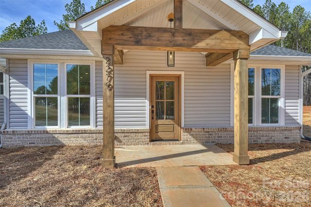 2279 Lee Lawing Road, Lincolnton, NC 28092