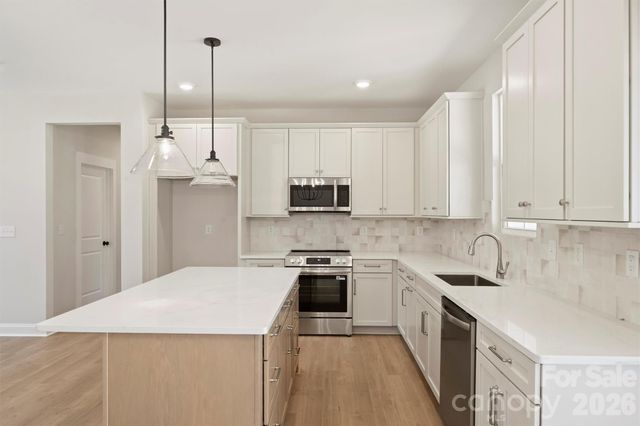 2279 Lee Lawing Road, Lincolnton, NC 28092