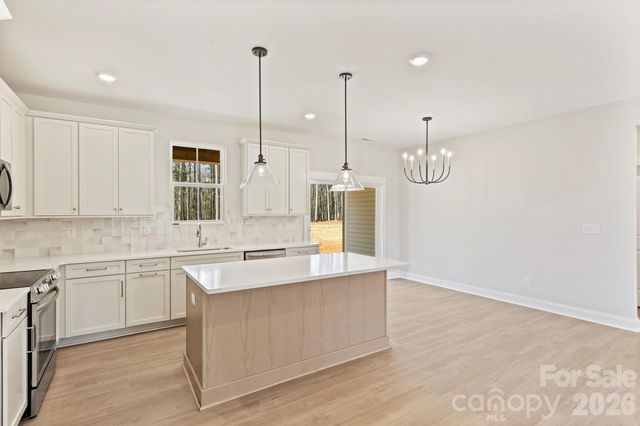 2279 Lee Lawing Road, Lincolnton, NC 28092