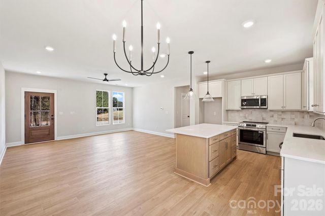 2279 Lee Lawing Road, Lincolnton, NC 28092