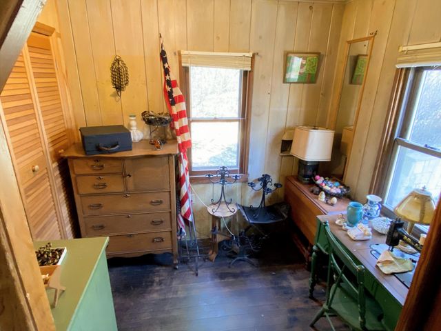 12 Beach Lane Court, Ogden Dunes, IN 46368