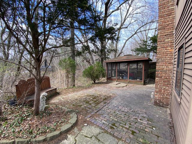 12 Beach Lane Court, Ogden Dunes, IN 46368