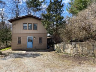 12 Beach Lane Court, Ogden Dunes, IN 46368