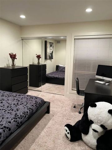 4636 Park Granada 159, Calabasas, CA 91302