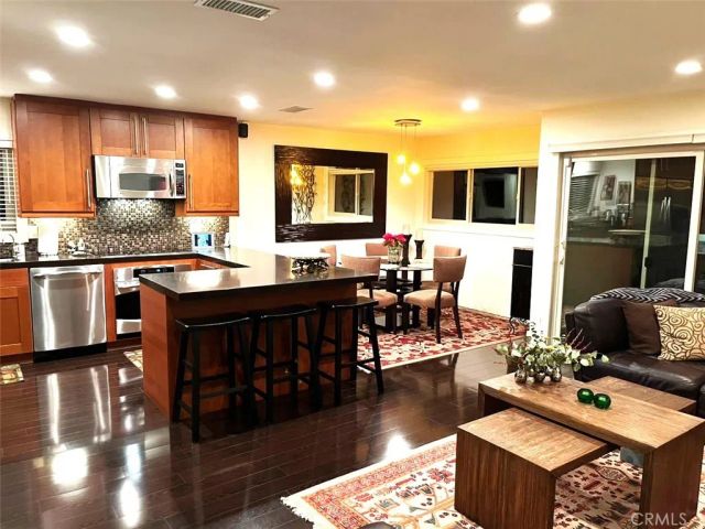 4636 Park Granada 159, Calabasas, CA 91302