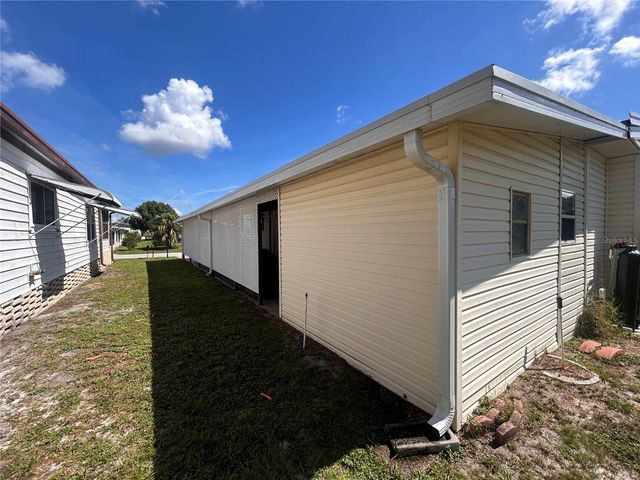 6458 HOLLYBERRY LANE NE, Winter Haven, FL 33881