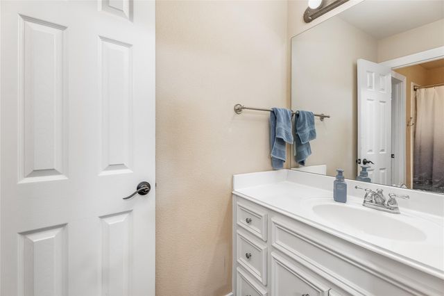 3221 Duchess Park Lane, Friendswood, TX 77546