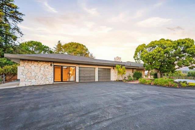 26201 Dori Lane, Los Altos Hills, CA 94022