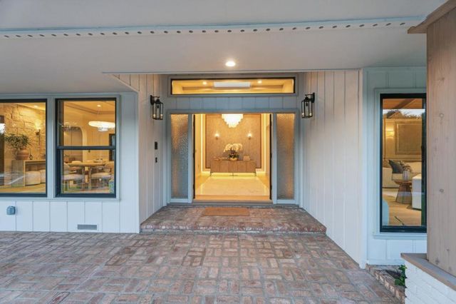 26201 Dori Lane, Los Altos Hills, CA 94022
