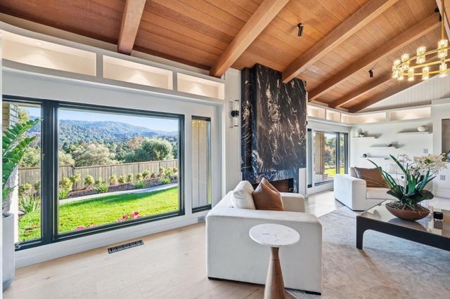26201 Dori Lane, Los Altos Hills, CA 94022