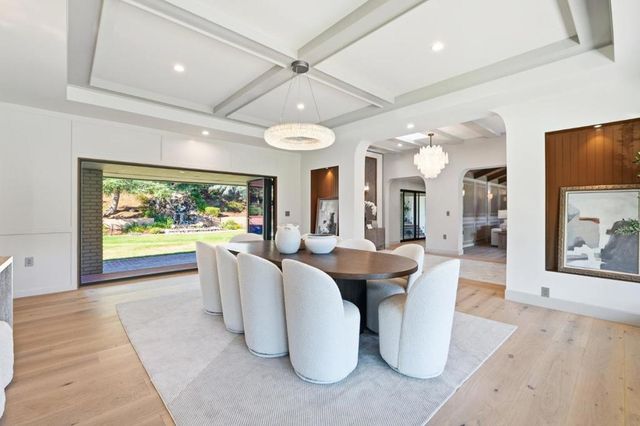 26201 Dori Lane, Los Altos Hills, CA 94022