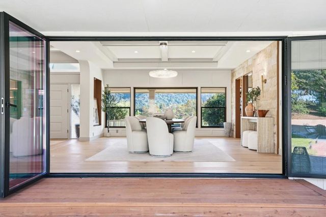 26201 Dori Lane, Los Altos Hills, CA 94022