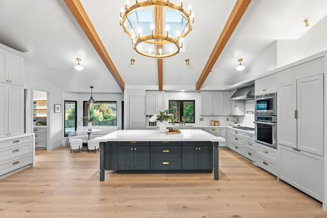26201 Dori Lane, Los Altos Hills, CA 94022