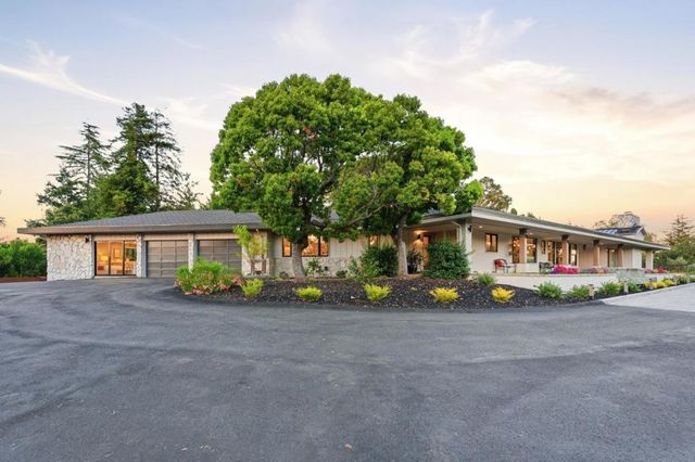 26201 Dori Lane, Los Altos Hills, CA 94022