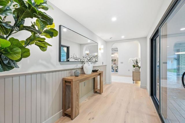 26201 Dori Lane, Los Altos Hills, CA 94022