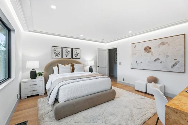 26201 Dori Lane, Los Altos Hills, CA 94022